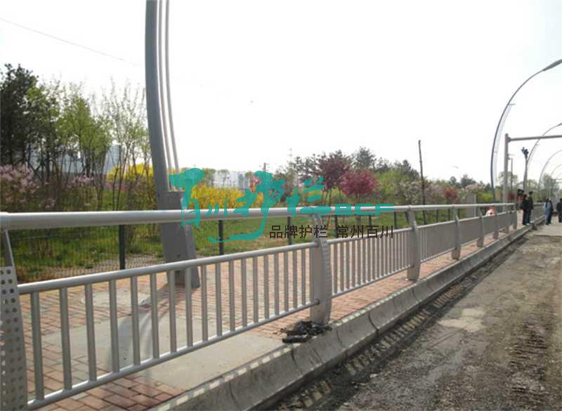 165605988565.jpg
