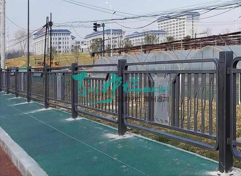 道路護欄